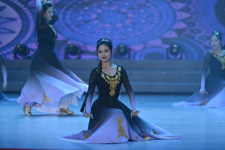 河南大学舞蹈系2025年招生计划是什么？-第3张图片-泰美艺术培训